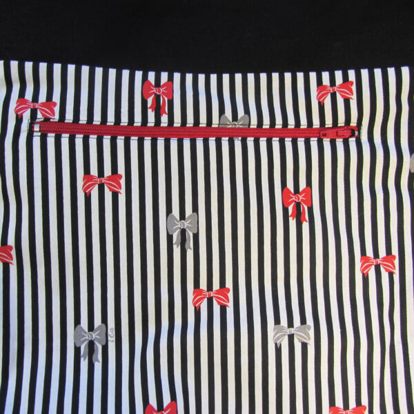 Sac noir pois blancs - Fourre-tout bandoulière avec boucle rouge - Image 6