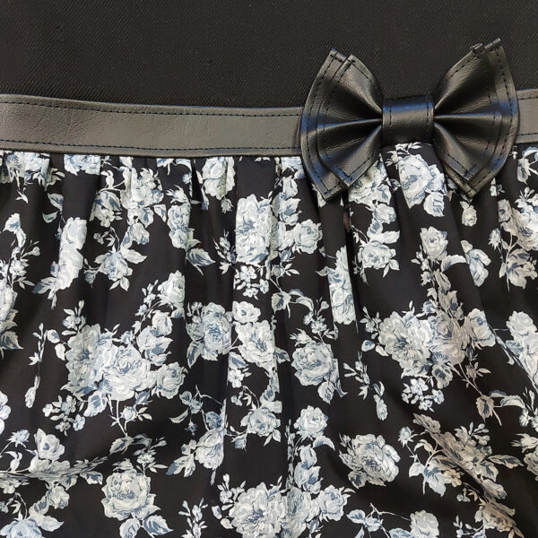 Sac noir et gris - Fourre-tout bandoulière fleuris boucle en cuirette - Image 5