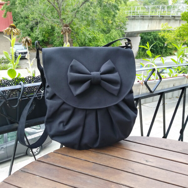Sacoche bandoulière noir - Sac imperméable avec ou sans noeud - Image 4