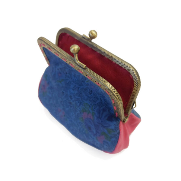 Porte-monnaie vintage bleu et fleurs roses - Fermoir en métal - Image 3