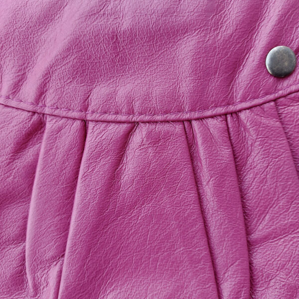 Pochette en cuir vegan rose ou mauve avec poignée - Image 5