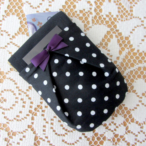 Porte-cartes rétro avec fermoir à cliquet - Noir à pois blanc - Image 7