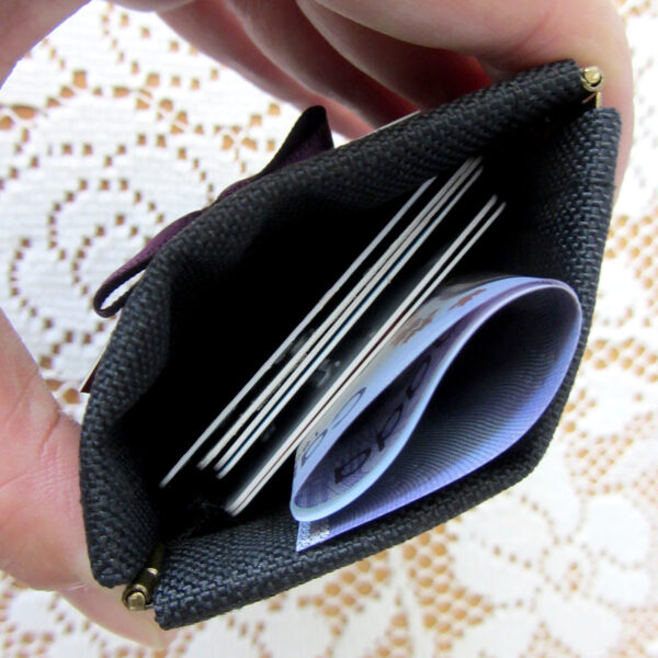 Porte-cartes rétro avec fermoir à cliquet - Noir à pois blanc - Image 9