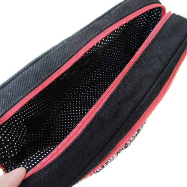 Étui de voyage noir fleuris rétro - Pochette à maquillage - Image 6