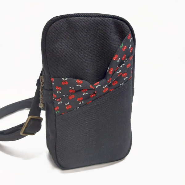 Petit sac motif cerises rouges - Sac à main bandoulière ajustable - Image 2