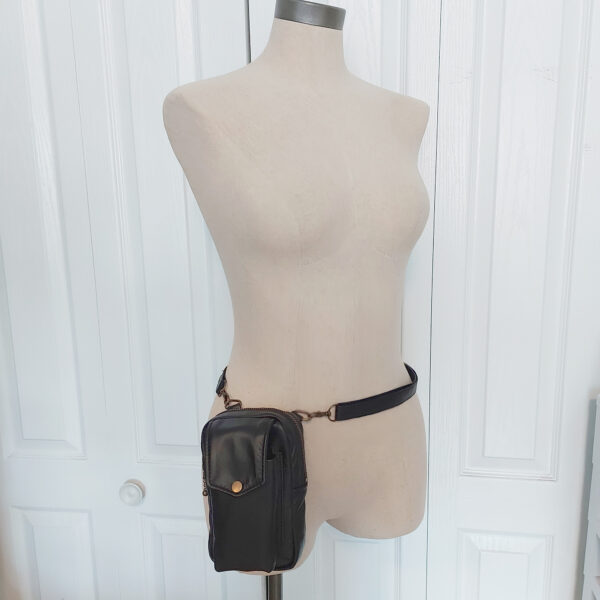 Sac de taille cuir noir - Pochette cellulaire à bandoulière - Image 2