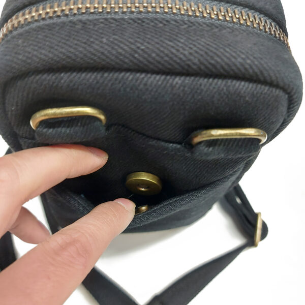 Sac de taille noir avec pochette au devant - Bandoulière ajustable - Image 10