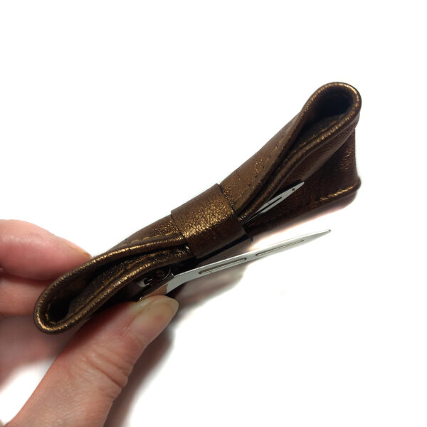 Barettes noeud - Pinces à cheveux en cuir/suède récupérés - Image 7