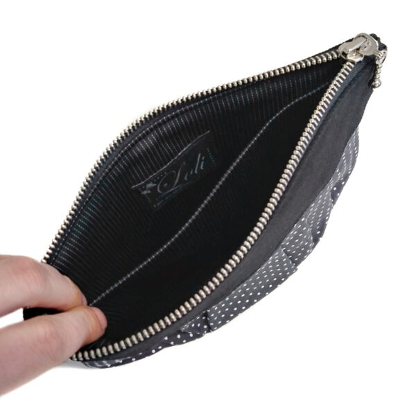 Pochette à pois noir et blanc avec poignée de transport - Image 6