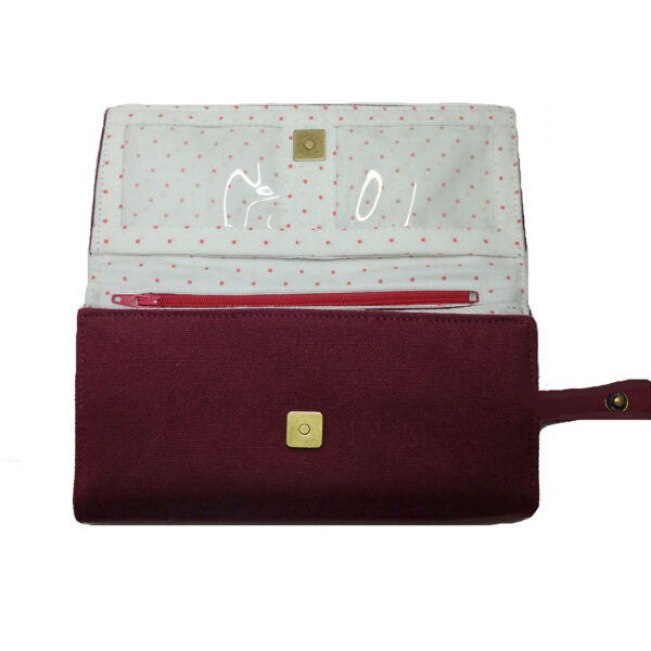 Portefeuille rouge fleuris crème avec doublure anti-fraude RFID - Image 7