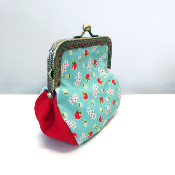 Ensemble cadeau pommes rouges - Kit porte-monnaie et boucles - Image 5
