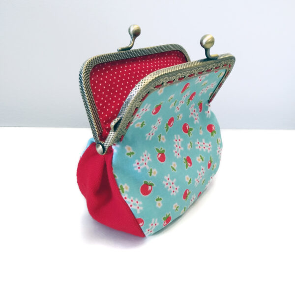 Ensemble cadeau pommes rouges - Kit porte-monnaie et boucles - Image 6