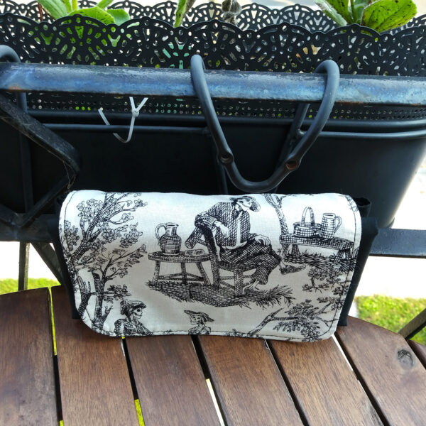 Sac pliable hydrofuge - Fourre-tout squelettes noir et crème - Image 6