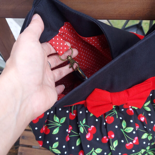 Grand sac cerises - Fourre-tout avec noeud en cuirette noir - Image 7