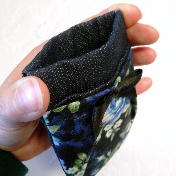 Porte-cartes fleurs bleues en denim - Fermoir à cliquet rétro - Image 4
