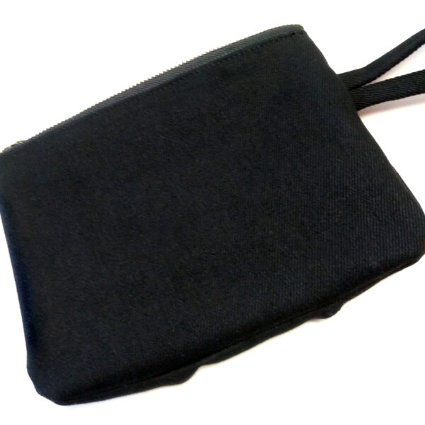 Petit sac noir avec rivets bronze - Pochette de soirée zippée - Image 4