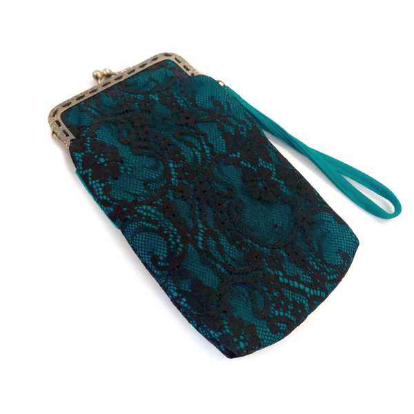 Petit sac turquoise et dentelle noir avec fermoir vintage bronze - Image 7